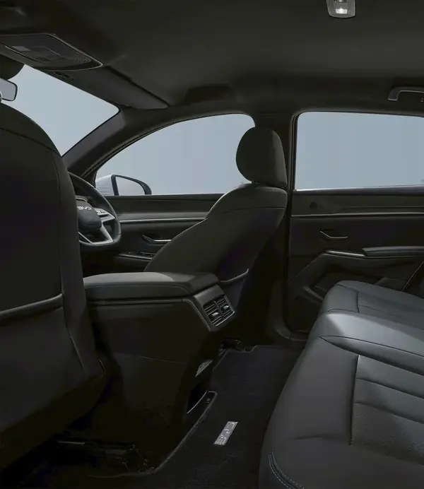 Hàng ghế sau BYD Sealion 5 DM-i